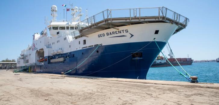 El Geo Barents, nuestro barco de búsqueda y rescate, se encuentra detenido después de 14 horas de inspección por parte de las autoridades italianas en Augusta, Sicilia. Italia, julio de 2021Pablo Garrigos/MSF