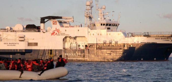 Imagen de archivo del 20 de enero de 2022: rescate de nuestro buque Geo Barents en el Mediterráneo Central.Andrea  Monrás/MSF.
