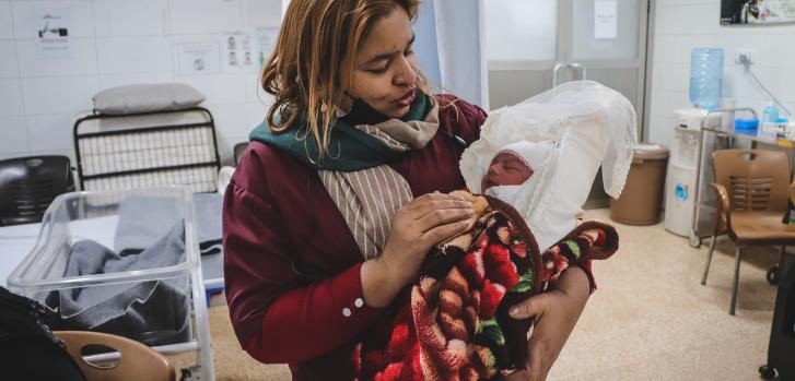 Shazia trabaja como coordinadora de parteras en nuestra maternidad Al Amal, Irak.Elisa Fourt/MSF.