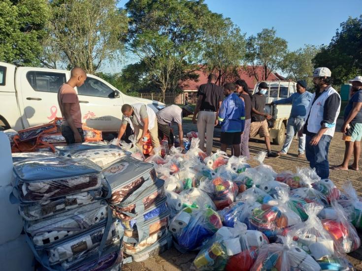 Donaciones para los sobrevivientes de las inundaciones en Ethekwini, Sudáfrica