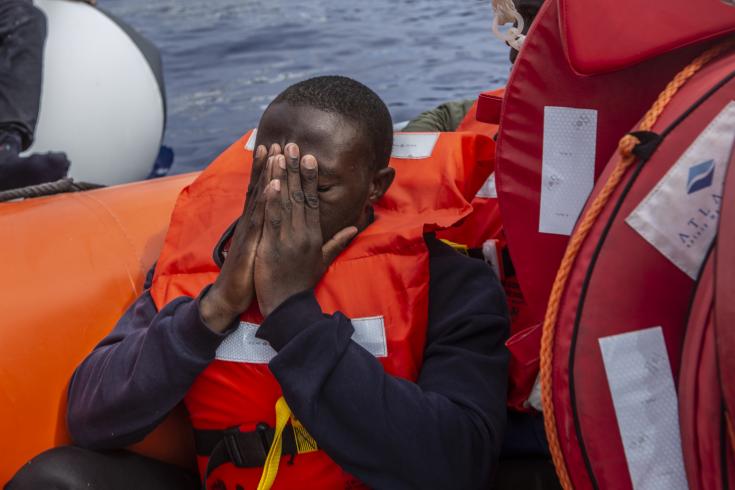 Rescate de MSF a personas en el mar Mediterráneo. 