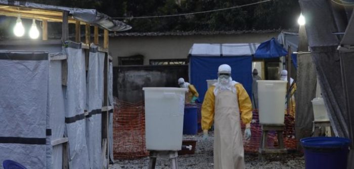 Centro de Ébola de Donka, en Conakry. © Julien Rey / MSF