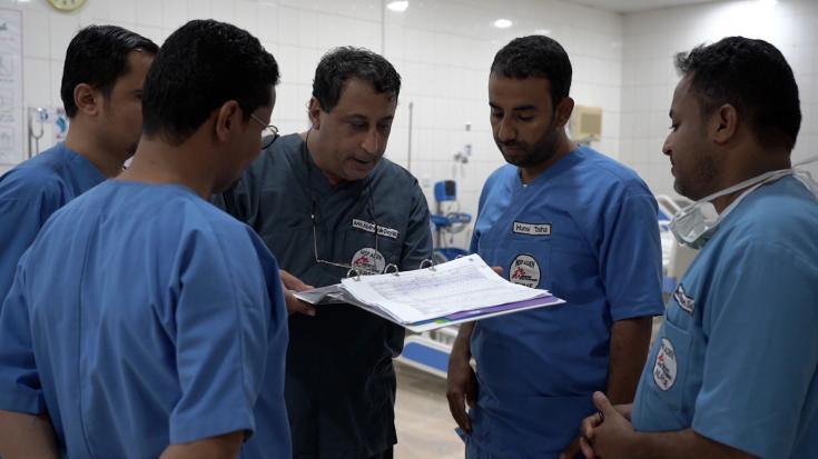 Enfermeros de MSF en el hospital central de Yemen.