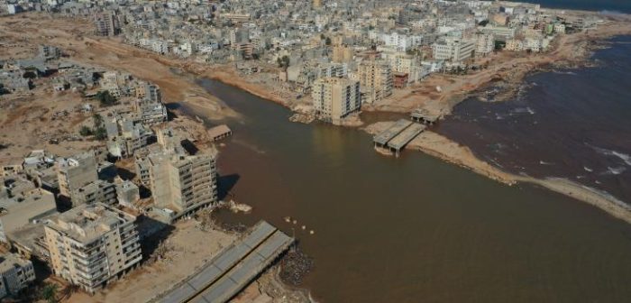 Vista aérea de la devastación tras las inundaciones causadas por la tormenta Daniel que asoló a la región de Derna, Libia, el 17 de septiembre de 2023Halil Fidan/Anadolu Agency via AFP.
