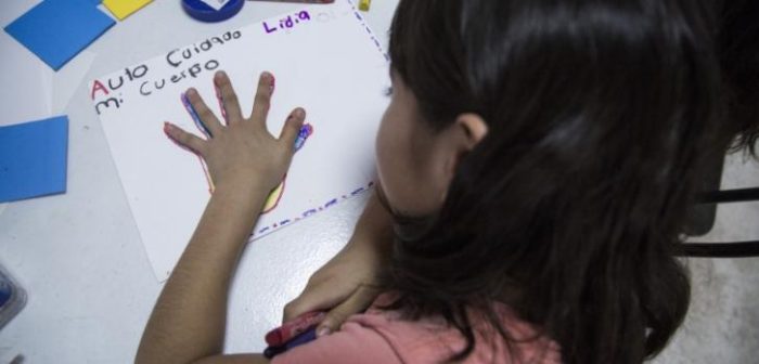 La violencia sexual contra los menores de edad es un problema crítico en Acapulco. Los niños viven con miedo. Desde muy pequeños son conscientes de los peligros a lo que están expuestos. Esto los hace vivir con desconfianza y temor.MSF/Cristopher Rogel Blanque