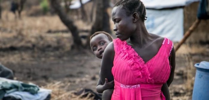 Esther Modong es una refugiada de Kajo Keji, Sudán del Sur. Vive en un campo de refugiados en Palorinya. ©Fabio Basone/MSF