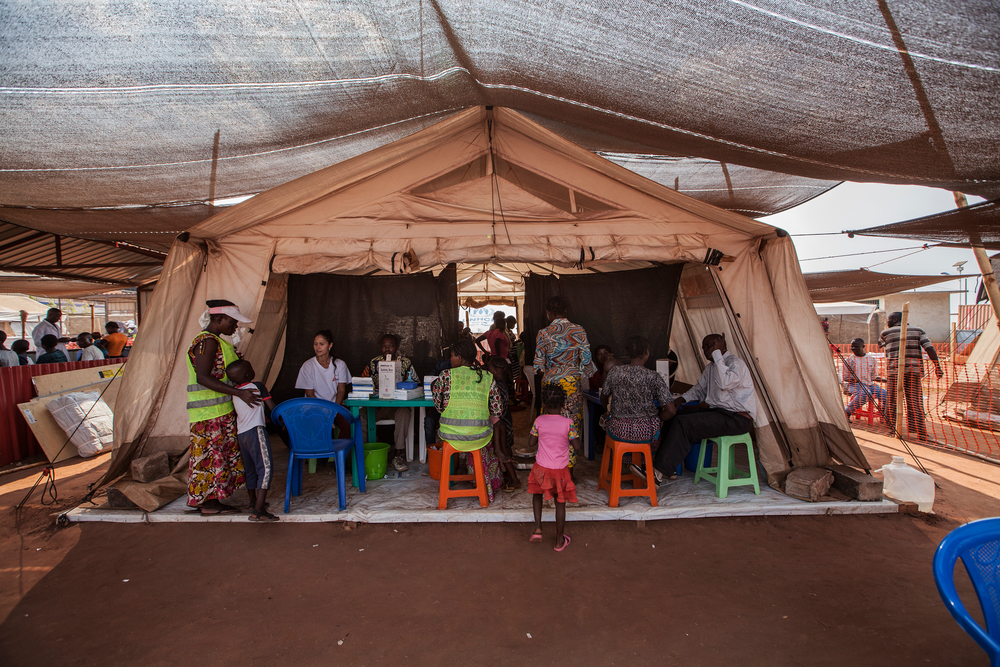 Fotografía de la clínica de Médicos Sin Fronteras en Cacanda, Angola donde atendemos a aquellas personas que han huido de Kasai, República Democrática del Congo
