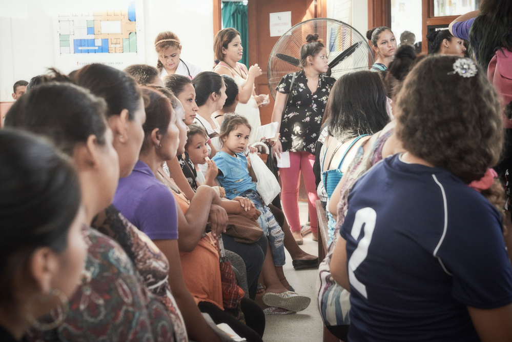 La clínica está repleta de pacientes por eso fue muy importante volver a brindar atención médica las 24 horas del dia, los 7 días de la semana. 