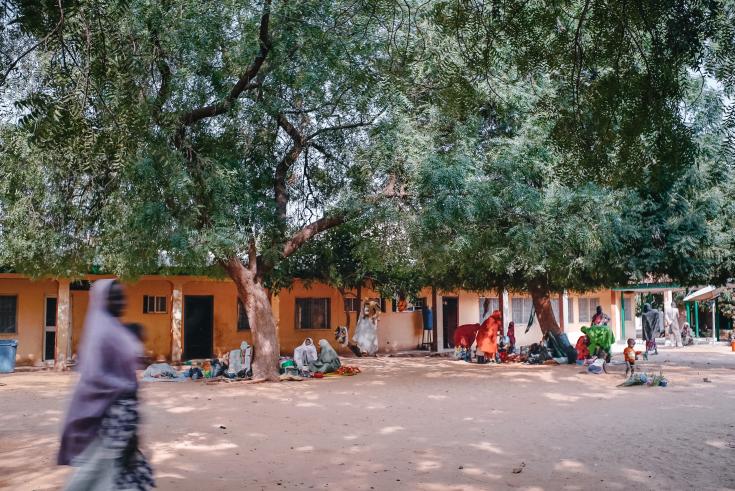 El Hospital Sokoto Noma, en el noroeste de Nigeria, es el único del país dedicado a esta infección devastadora y desatendida.  El hospital brinda atención médica gratuita, incluida la cirugía reconstructiva, para las personas afectadas por noma.