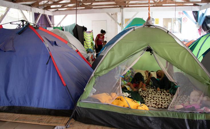 Médicos Sin Fronteras ofrece asistencia médica y psicosocial a migrantes y refugiados en varios albergues saturados de Nuevo Laredo, Reynosa y Matamoros, en Tamaulipas.