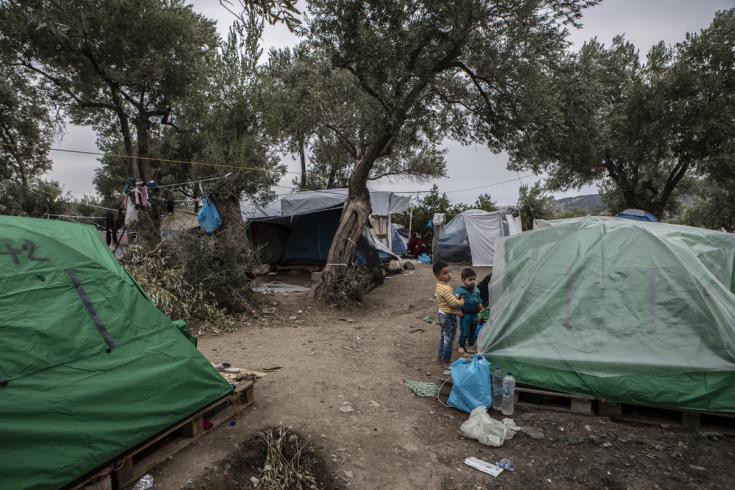 Vista general de un sector en el campo de refugiados de Moria, en la isla de Lesbos. Aquí viven atrapadas 13.000 personas en un espacio originalmente diseñado para albergar a 3.000.