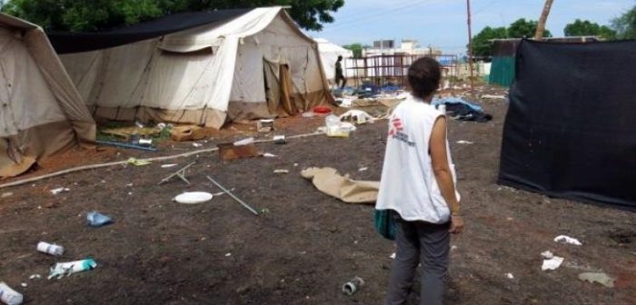 Así encontraron el hospital y la farmacia de MSF: saqueados tras los combates que llegaron a Melut, Sudán del Sur ©MSF