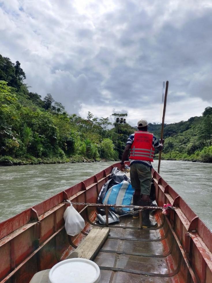 Viaje en lancha hacia Novita, Chocó