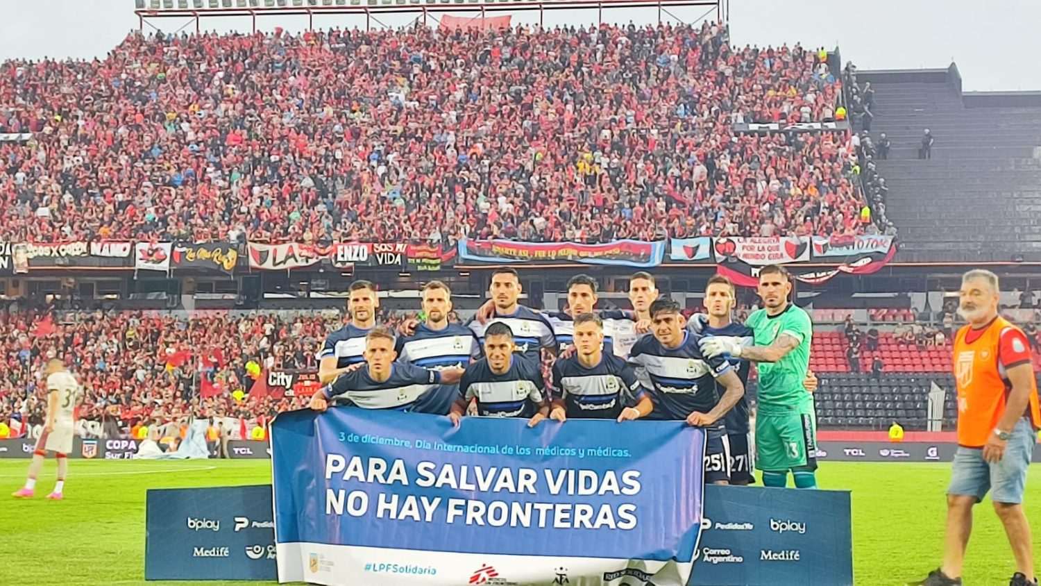 Acción de MSF con la Liga Profesional de Fútbol en el Día del Médico.