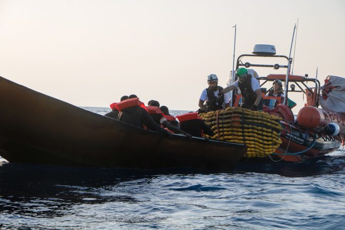 Operación de rescate de Médicos Sin Fronteras en el mar Mediterráneo.