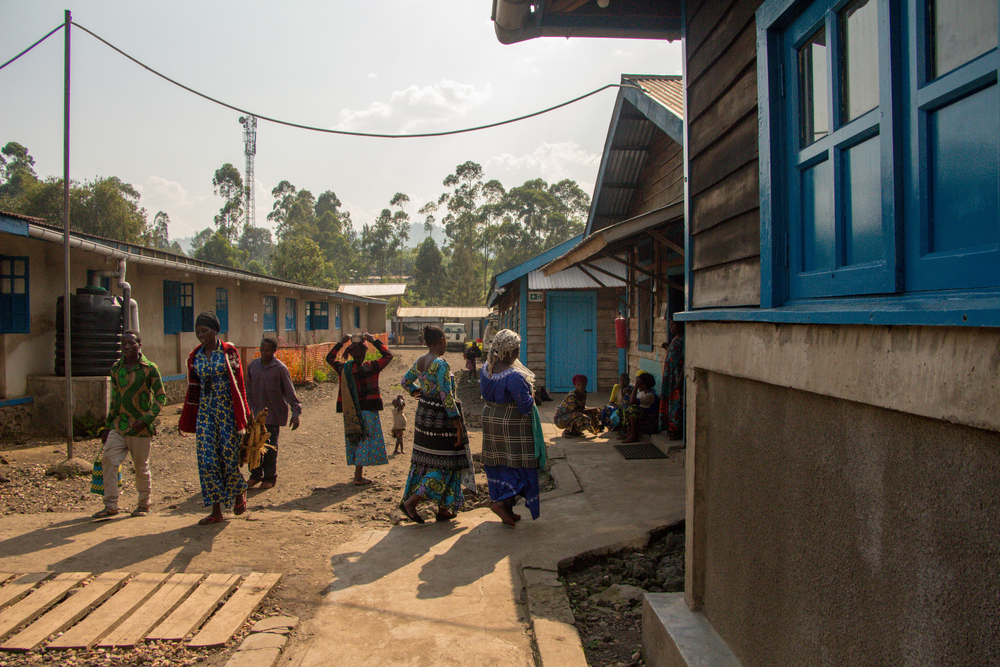Pacientes trasladándose en Kivu del Norte, República Democrática del Congo.