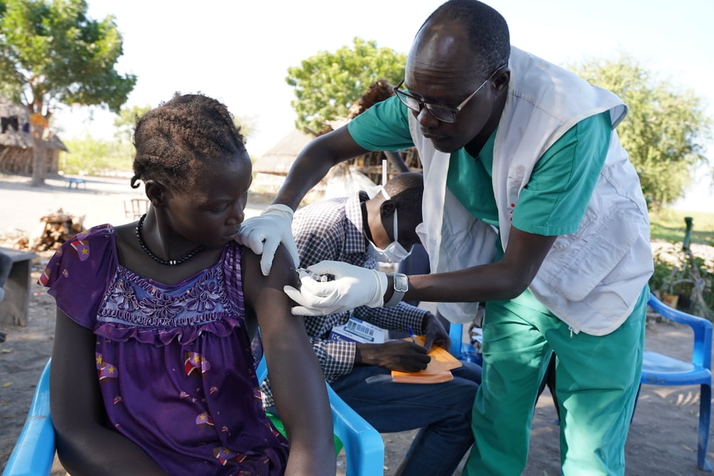 Día Mundial de la Salud: MSF vacuna pacientes contra la hepatitis E.