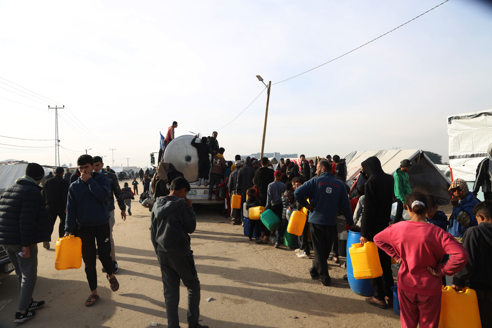 En Gaza, la población se está quedando sin agua potable. 