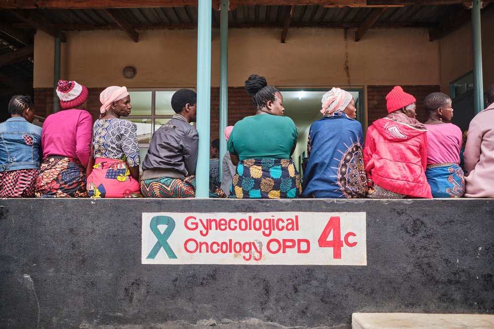 Sala de espera del Hospital Queens Elizabeth, en Malaui, destinada a pacientes con cáncer de cuello uterino. 