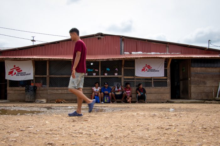 Los equipos de MSF han adaptado sus actividades al flujo cambiante de migrantes en el Tapón del Darién, al sur de Panamá. La foto muestra el puesto de salud del Centro de Recepción Temporal (CRT) de Lajas Blancas, donde hemos estado atendiendo a los migrantes hasta principios de marzo de 2025.