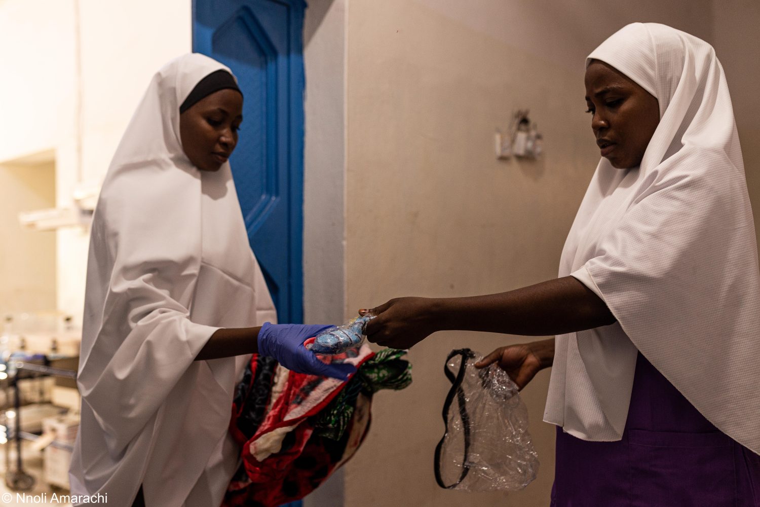 Enfermeras en maternidad de Nigeria